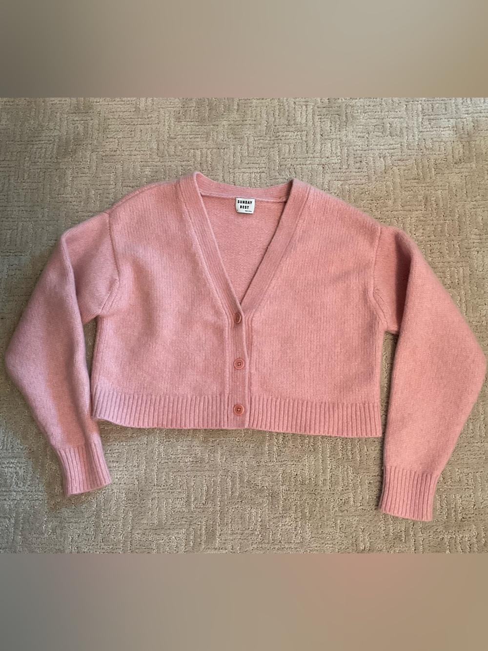Aritzia Sunday Best Cropped Cardigan Sweater Pink Wool Blend
M Feminine Capsule